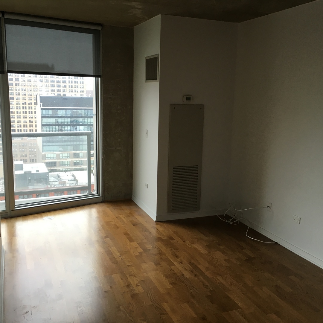 611 S Wells Street 2210