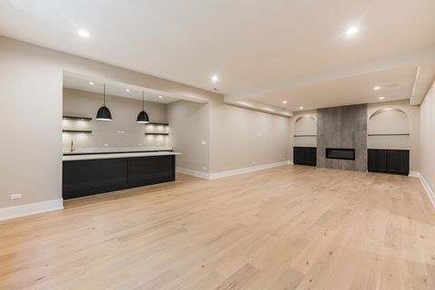 Tiny photo for 274 E CRESCENT Avenue, Elmhurst, IL 60126 (MLS # 12337649)