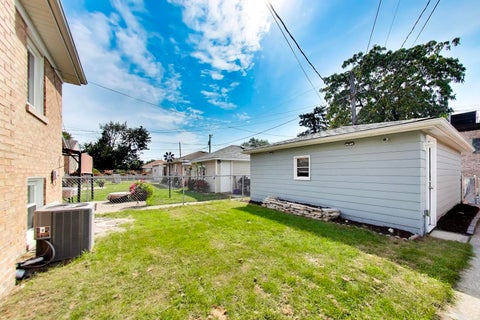 Tiny photo for 3126 Cuyler Avenue, Berwyn, IL 60402 (MLS # 12754282)