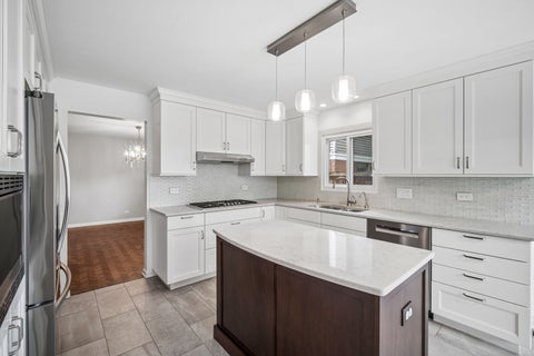 Tiny photo for 1645 Sherwood Road, Highland Park, IL 60035 (MLS # 12721149)