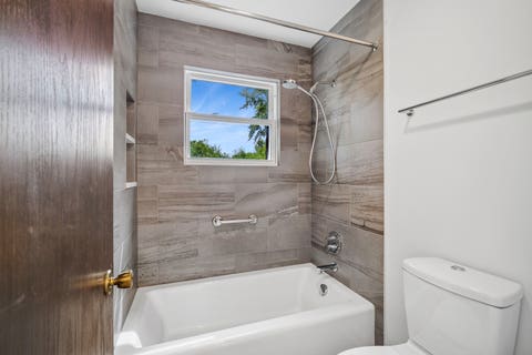 Tiny photo for 1645 Sherwood Road, Highland Park, IL 60035 (MLS # 12721149)