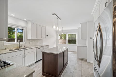 Tiny photo for 1645 Sherwood Road, Highland Park, IL 60035 (MLS # 12721149)