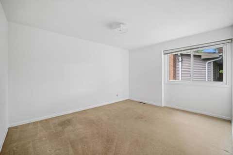 Tiny photo for 1645 Sherwood Road, Highland Park, IL 60035 (MLS # 12721149)