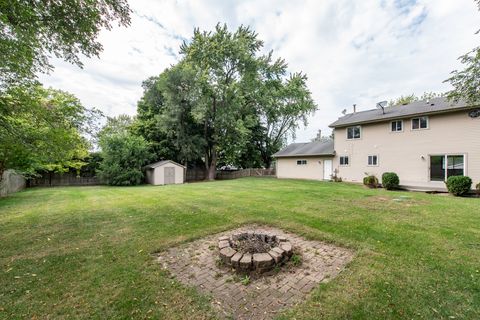 Tiny photo for 3627 Atlantic Avenue, Gurnee, IL 60031 (MLS # 12427939)