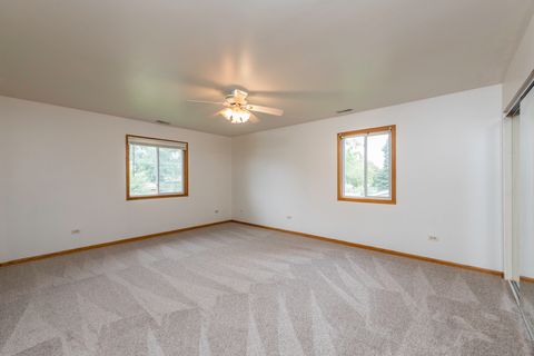 Tiny photo for 3627 Atlantic Avenue, Gurnee, IL 60031 (MLS # 12427939)