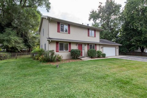 Tiny photo for 3627 Atlantic Avenue, Gurnee, IL 60031 (MLS # 12427939)