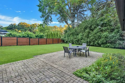 Tiny photo for 198 Oakwood Drive, Wood Dale, IL 60191 (MLS # 12669958)