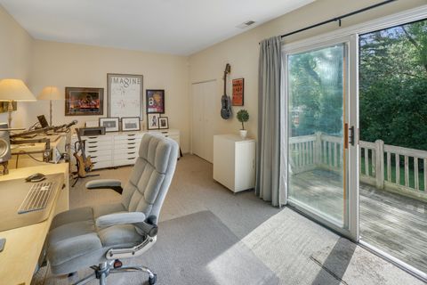 Tiny photo for 198 Oakwood Drive, Wood Dale, IL 60191 (MLS # 12669958)