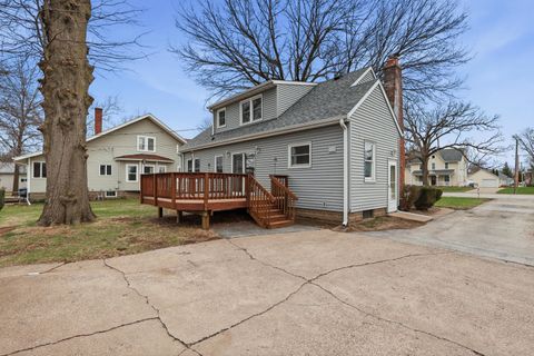 Tiny photo for 317 W Le Claire Road, Eldridge, IA 52748 (MLS # 12597094)