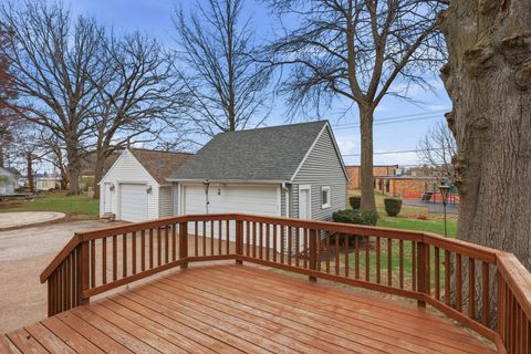 Tiny photo for 317 W Le Claire Road, Eldridge, IA 52748 (MLS # 12597094)