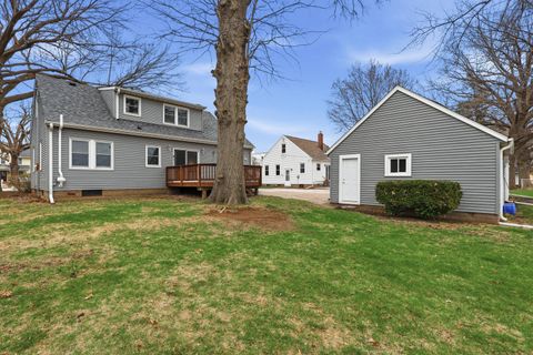 Tiny photo for 317 W Le Claire Road, Eldridge, IA 52748 (MLS # 12597094)