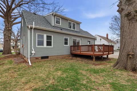 Tiny photo for 317 W Le Claire Road, Eldridge, IA 52748 (MLS # 12597094)