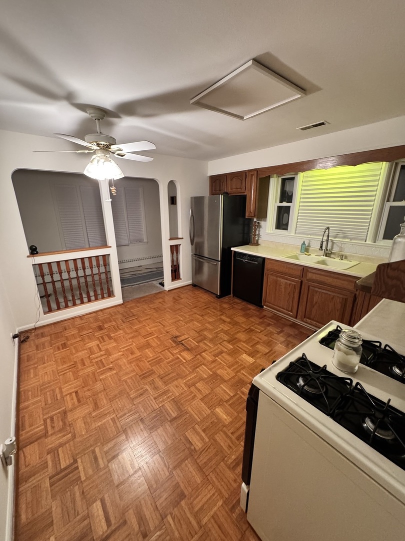 303 N Elmwood Avenue