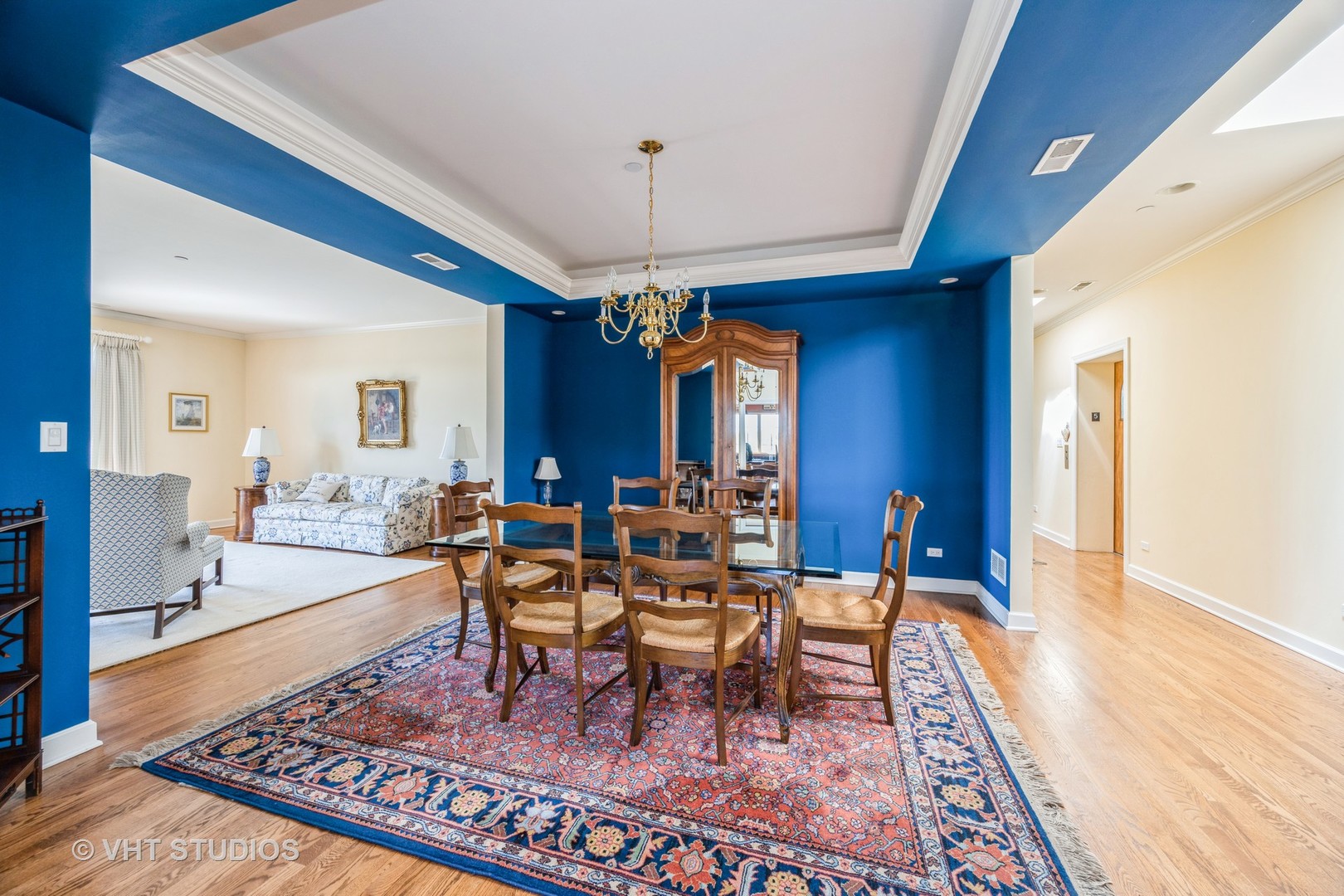 444 Ashland Avenue 5