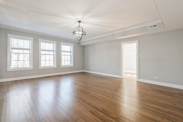 1535 W Estes Avenue 3