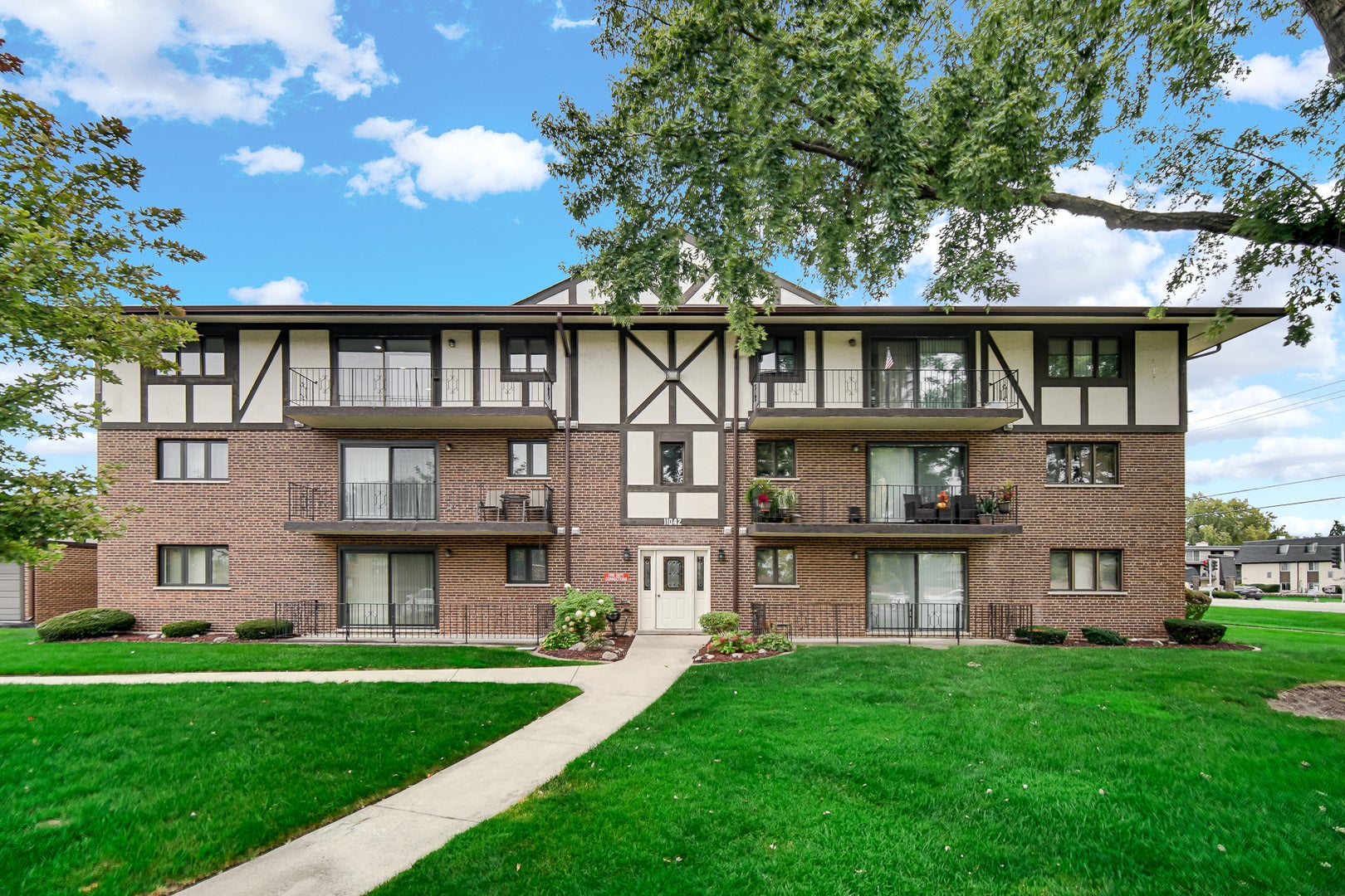 11042 S Theresa Circle 3A