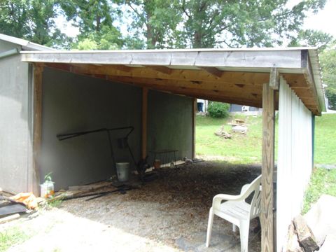 Tiny photo for 1306 NEWTON Avenue, Johnston City, IL 62959 (MLS # QC4264601)