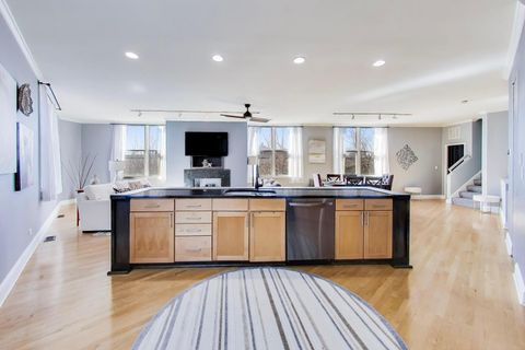 Tiny photo for 2826 N Talman Avenue #A, Chicago, IL 60618 (MLS # 12594444)