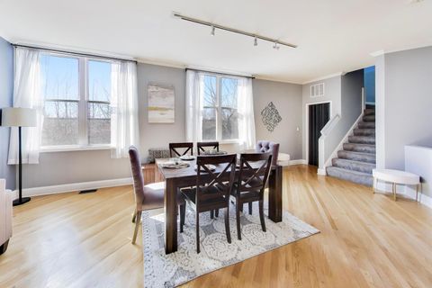 Tiny photo for 2826 N Talman Avenue #A, Chicago, IL 60618 (MLS # 12594444)