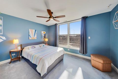 Tiny photo for 2826 N Talman Avenue #A, Chicago, IL 60618 (MLS # 12594444)