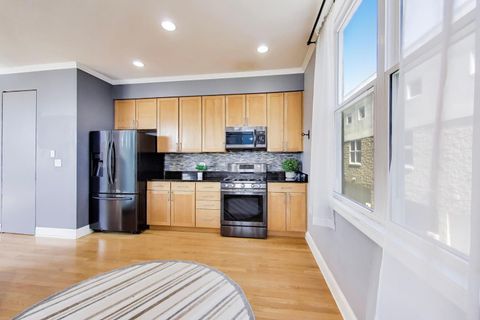 Tiny photo for 2826 N Talman Avenue #A, Chicago, IL 60618 (MLS # 12594444)