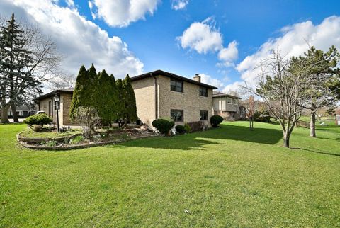 Tiny photo for 7221 Bayberry Lane, Darien, IL 60561 (MLS # 12619305)