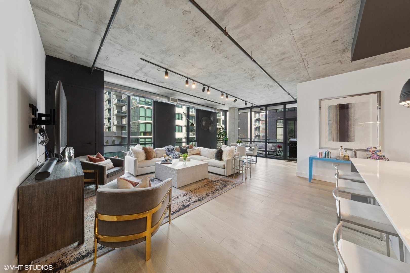 111 S Peoria Street 309