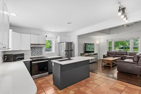 Tiny photo for 1404 WILSON Court, Zion, IL 60099 (MLS # 12615610)