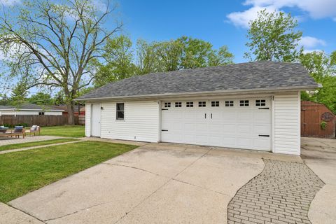 Tiny photo for 1404 WILSON Court, Zion, IL 60099 (MLS # 12615610)