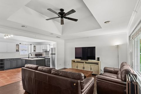 Tiny photo for 1404 WILSON Court, Zion, IL 60099 (MLS # 12615610)
