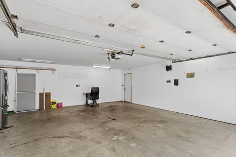 Tiny photo for 1404 WILSON Court, Zion, IL 60099 (MLS # 12615610)