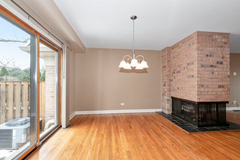 Tiny photo for 2S753 Avenue Orleans Avenue, Oak Brook, IL 60523 (MLS # 12566289)