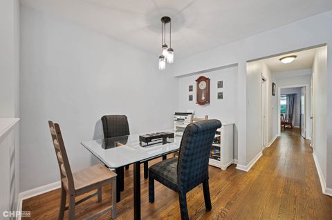 Tiny photo for 316 S Mount Prospect Road, Mount Prospect, IL 60056 (MLS # 12422750)