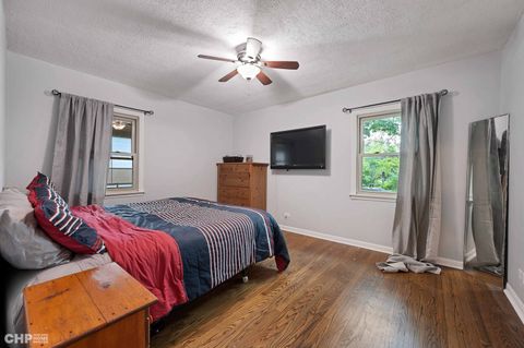 Tiny photo for 316 S Mount Prospect Road, Mount Prospect, IL 60056 (MLS # 12422750)