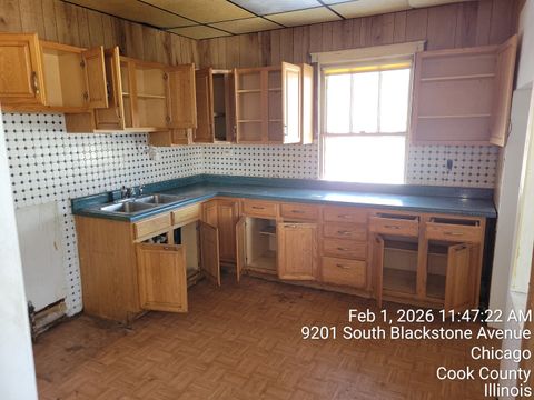 Tiny photo for 9201 S Blackstone Avenue, Chicago, IL 60619 (MLS # 12557738)