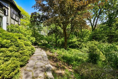 Tiny photo for 1301 S Batavia Avenue, Geneva, IL 60134 (MLS # 12466833)
