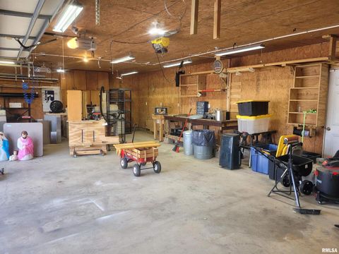 Tiny photo for 103 E Highline Road, Woodlawn, IL 62898 (MLS # EB460419)