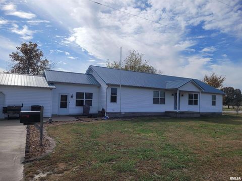 Tiny photo for 103 E Highline Road, Woodlawn, IL 62898 (MLS # EB460419)