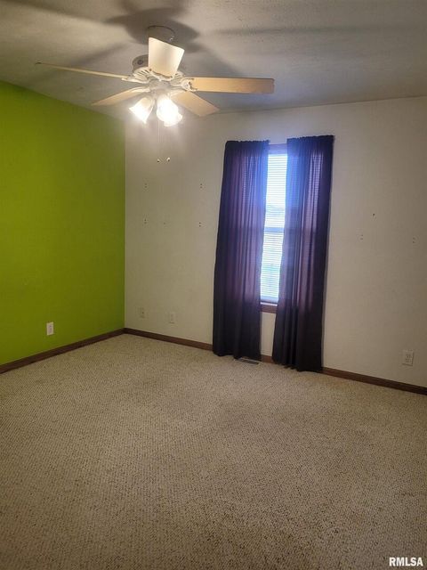 Tiny photo for 103 E Highline Road, Woodlawn, IL 62898 (MLS # EB460419)