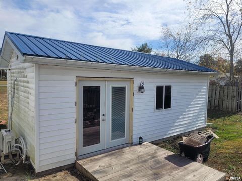 Tiny photo for 103 E Highline Road, Woodlawn, IL 62898 (MLS # EB460419)