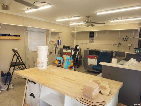 Tiny photo for 103 E Highline Road, Woodlawn, IL 62898 (MLS # EB460419)