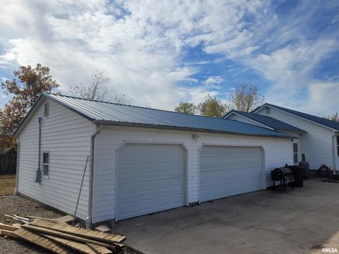 Tiny photo for 103 E Highline Road, Woodlawn, IL 62898 (MLS # EB460419)