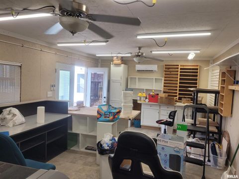 Tiny photo for 103 E Highline Road, Woodlawn, IL 62898 (MLS # EB460419)