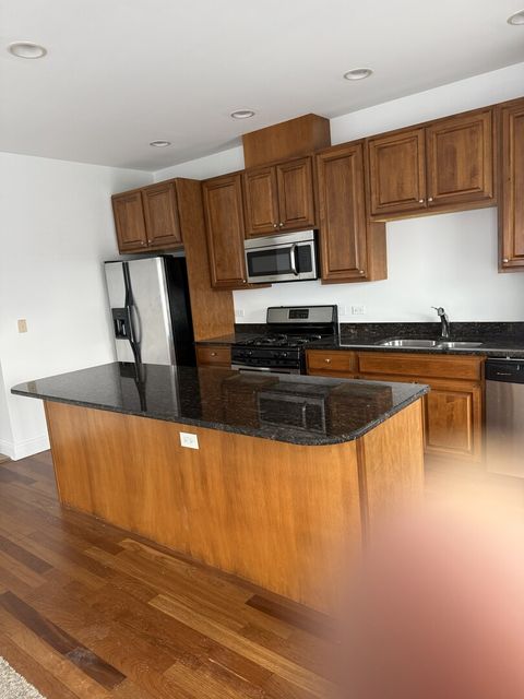 Tiny photo for 6961 Vine Street #303, Indian Head Park, IL 60525 (MLS # 12559058)