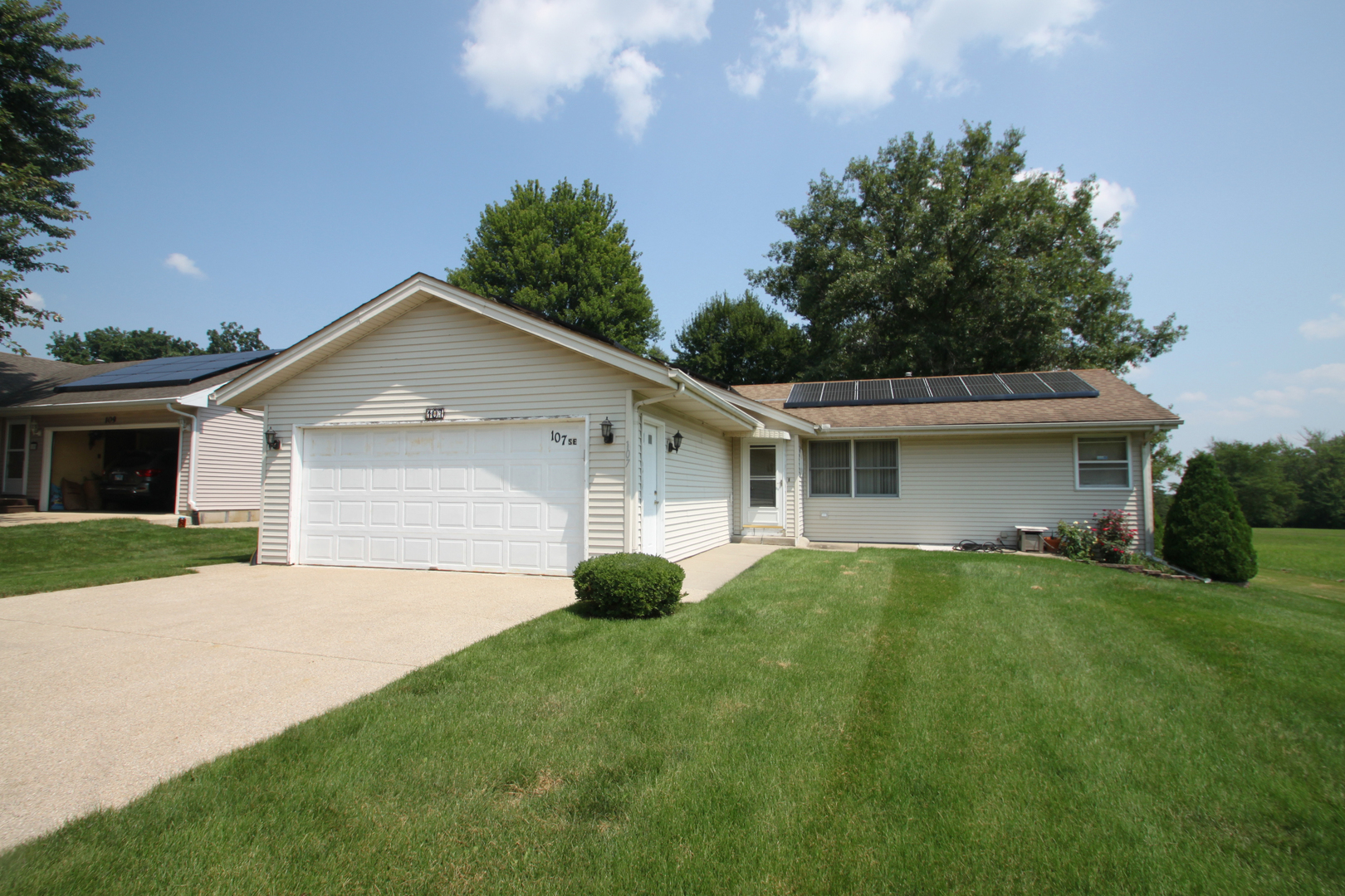 107 Queens Place