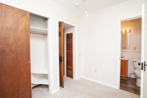 Tiny photo for 508 W Kelsey Street, Bloomington, IL 61701 (MLS # 12748543)