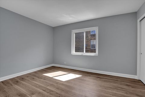 Tiny photo for 7351 N Ridge Boulevard #1A, Chicago, IL 60645 (MLS # 12631662)