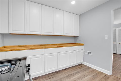 Tiny photo for 7351 N Ridge Boulevard #1A, Chicago, IL 60645 (MLS # 12631662)