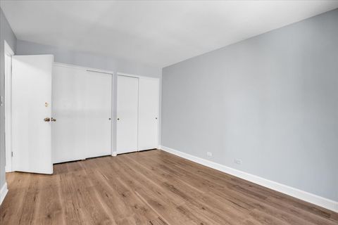 Tiny photo for 7351 N Ridge Boulevard #1A, Chicago, IL 60645 (MLS # 12631662)