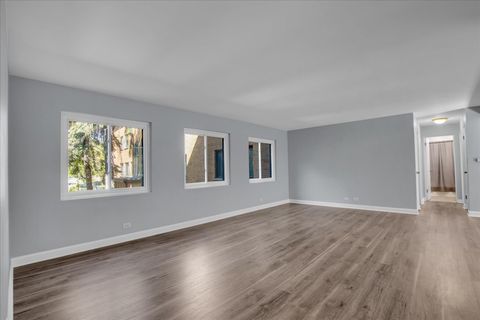 Tiny photo for 7351 N Ridge Boulevard #1A, Chicago, IL 60645 (MLS # 12631662)